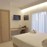 Отель Floris