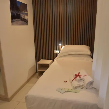 Hotel Floris Rende